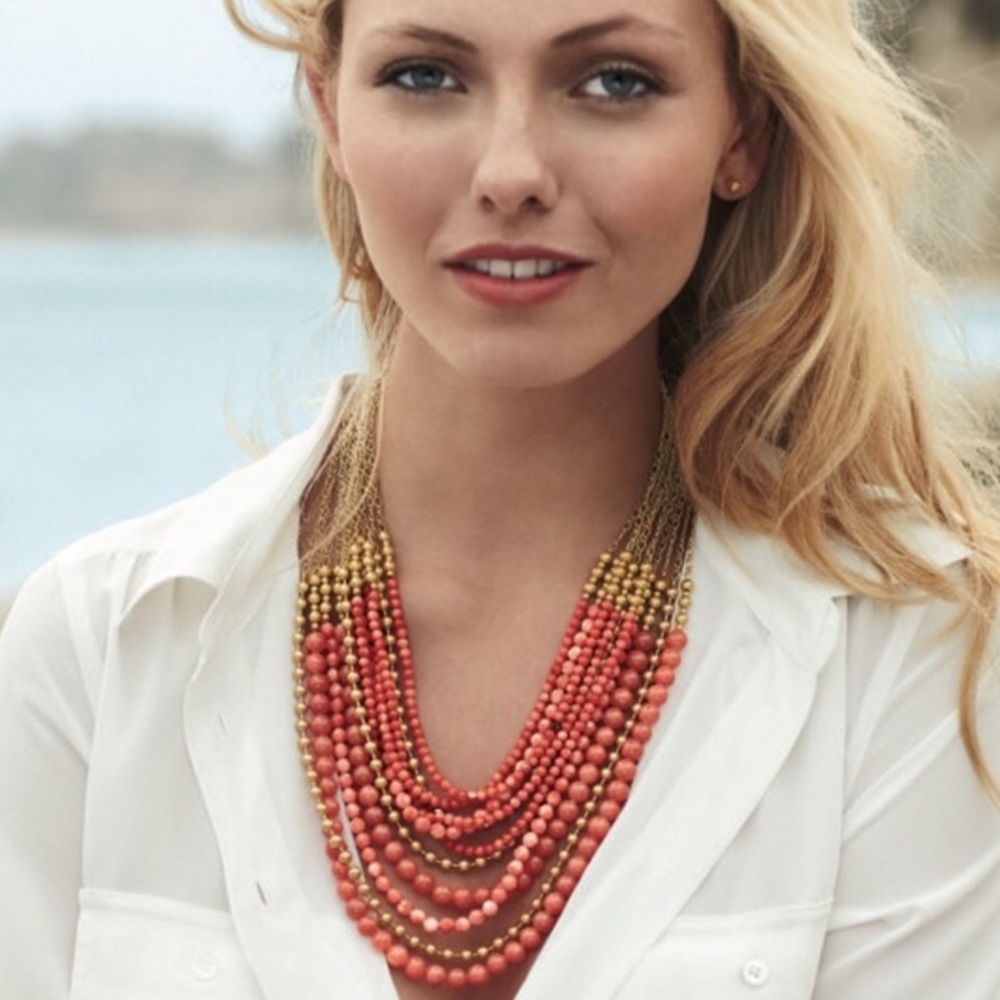 - Stella & dot retired rare palomino necklace peach